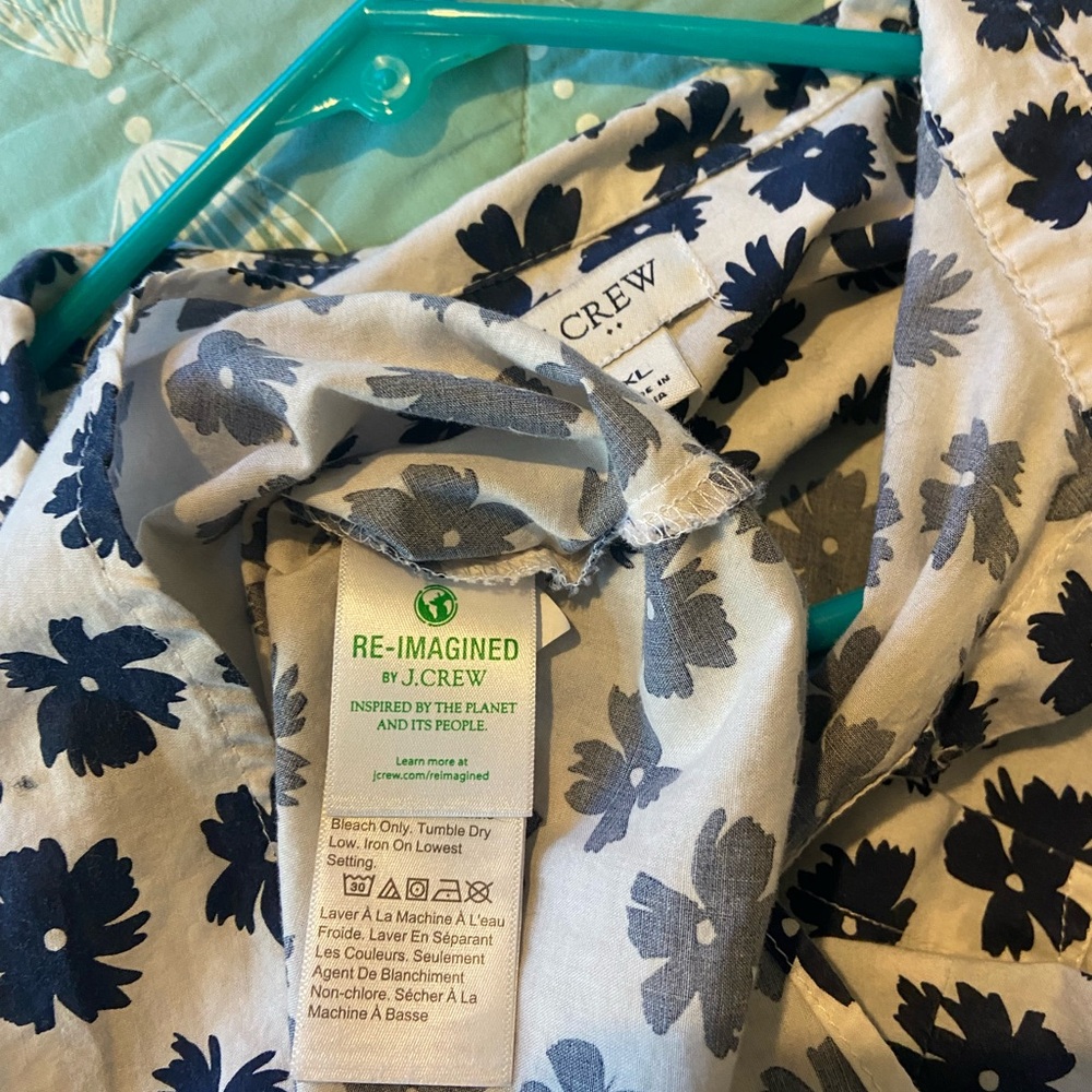 J. Crew Button Down Shirt size xl - Picture 3 of 6
